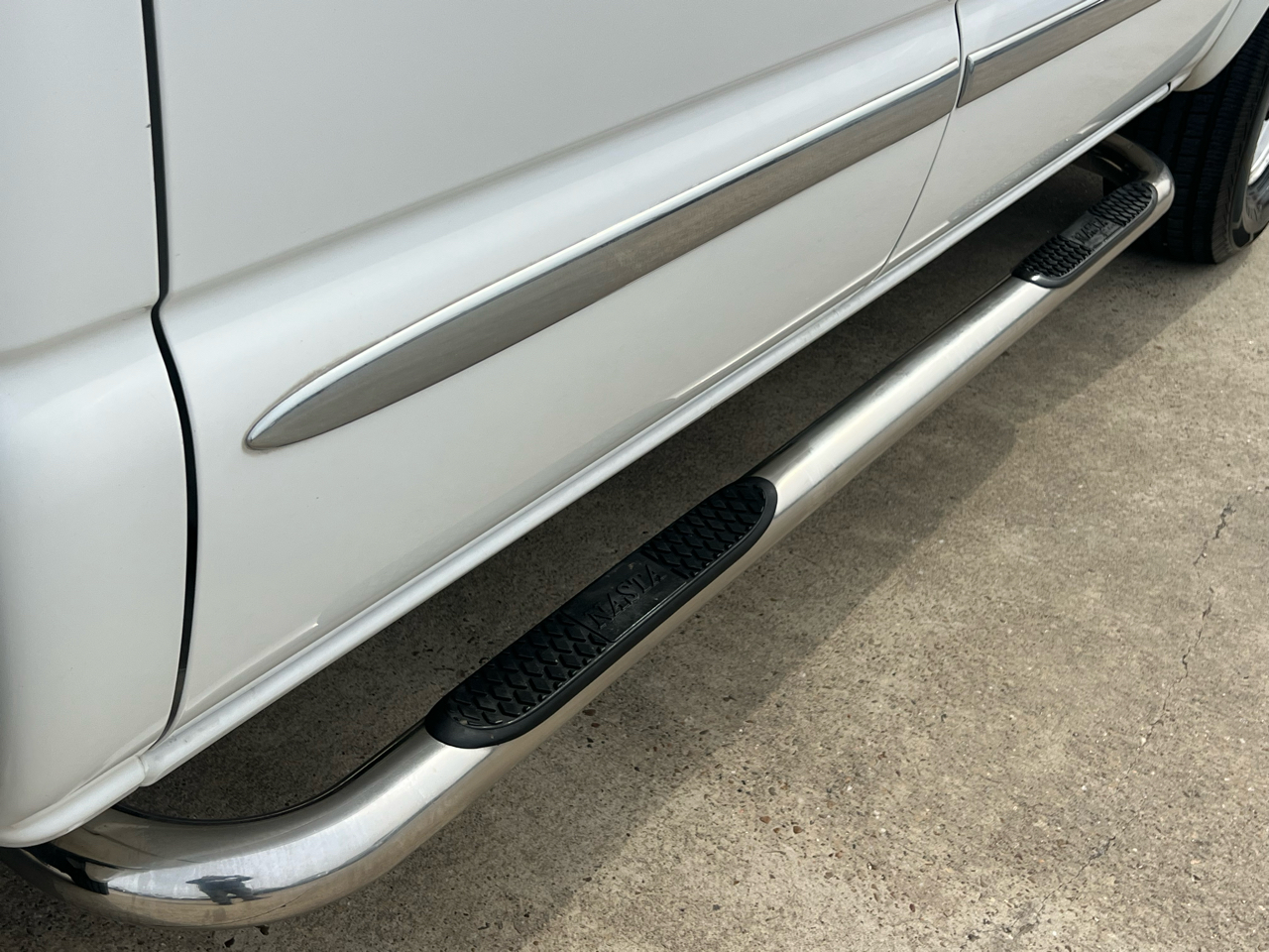 GMC Sierra 1500 HD SLE Crew Cab Short Bed 2WD 2003