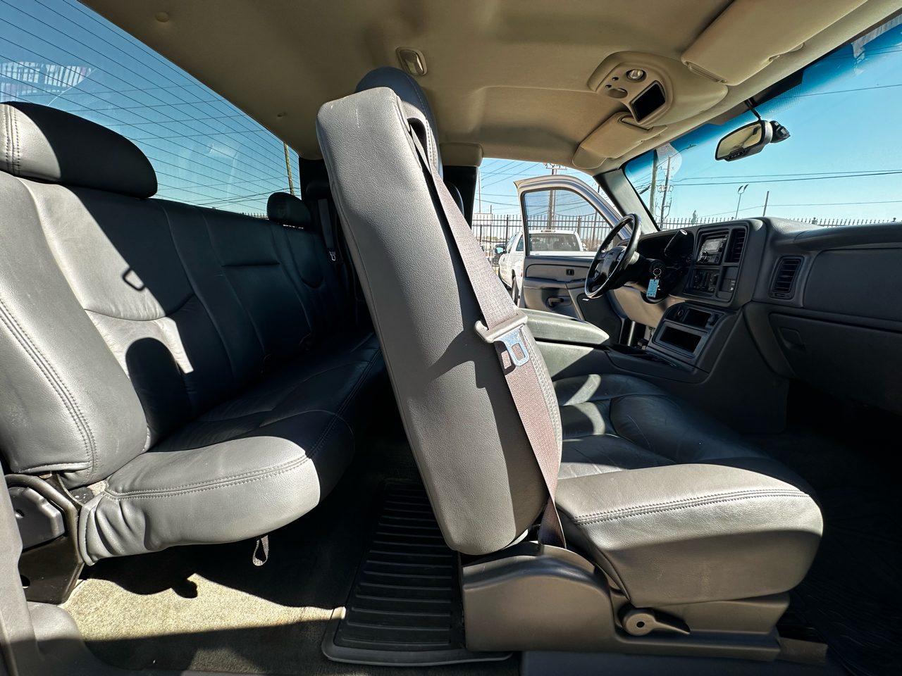 GMC Sierra 1500 SLE Ext. Cab Short Bed 2WD 2004