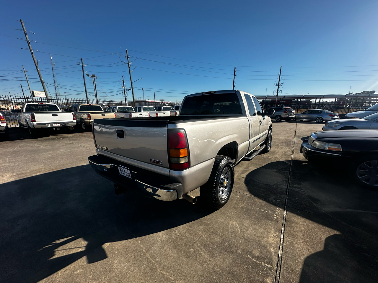 GMC Sierra 1500 SLE Ext. Cab Short Bed 2WD 2004