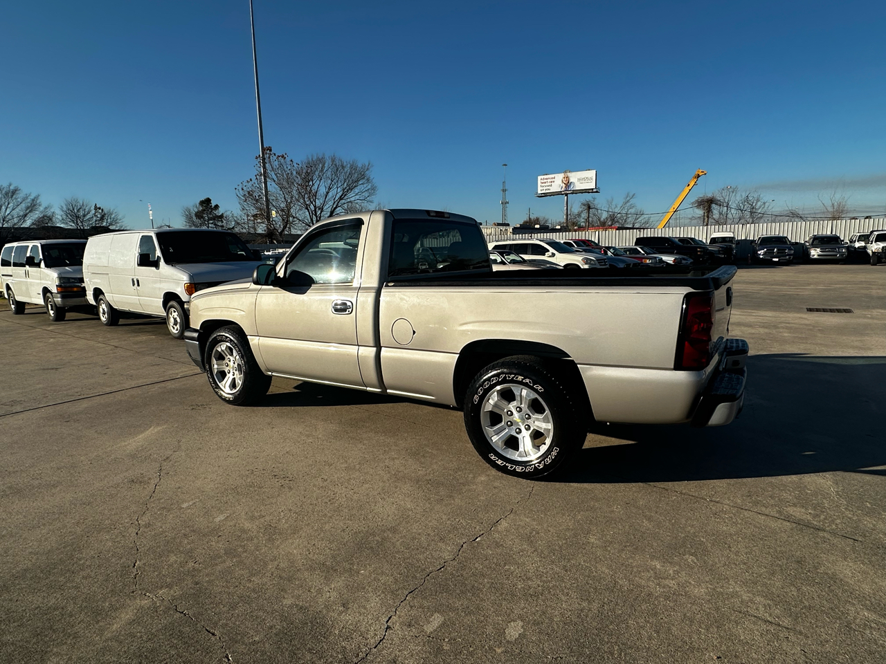 Chevrolet Silverado 1500 Reg. Cab Short Bed 2WD 2006