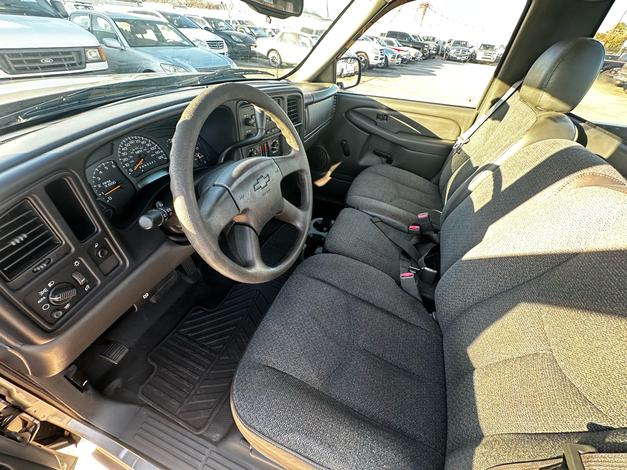 Chevrolet Silverado 1500 Reg. Cab Short Bed 2WD 2006