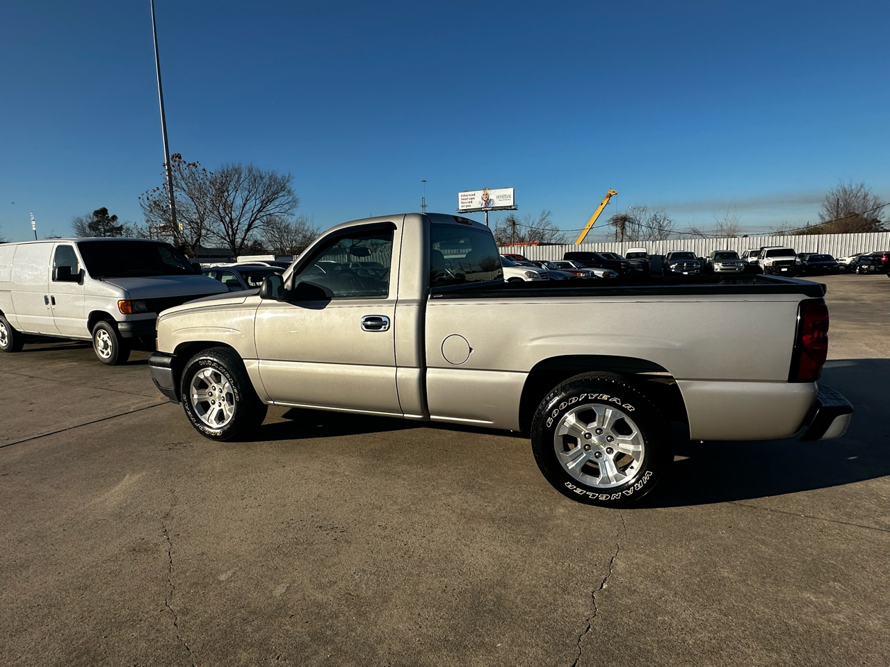 Chevrolet Silverado 1500 Reg. Cab Short Bed 2WD 2006