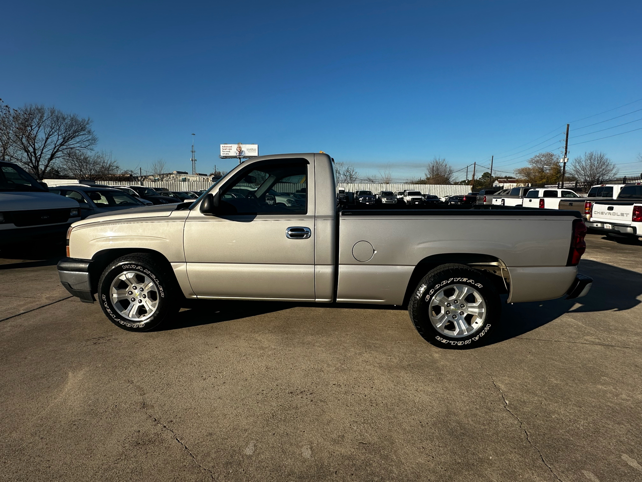 Chevrolet Silverado 1500 Reg. Cab Short Bed 2WD 2006