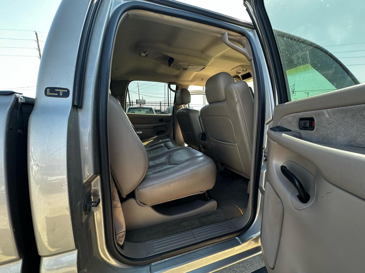 Chevrolet Silverado 2500HD LT Crew Cab Short Bed 4WD 2003