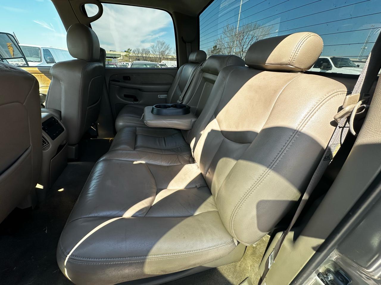 Chevrolet Silverado 2500HD LT Crew Cab Short Bed 4WD 2003