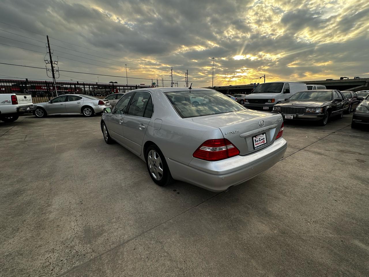 Lexus LS 430 Sedan 2004