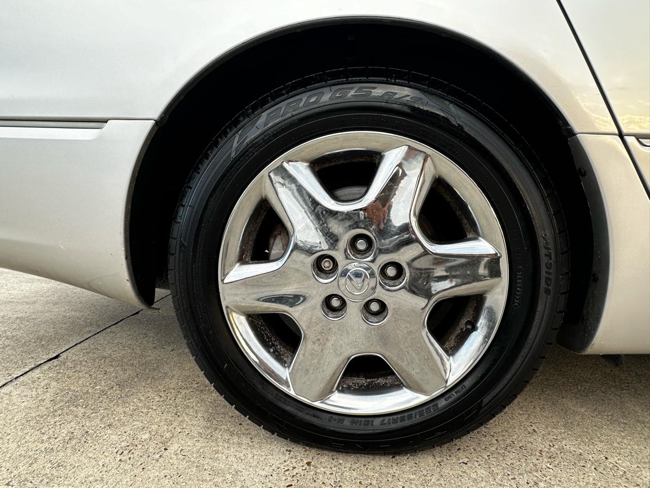 Lexus LS 430 Sedan 2004