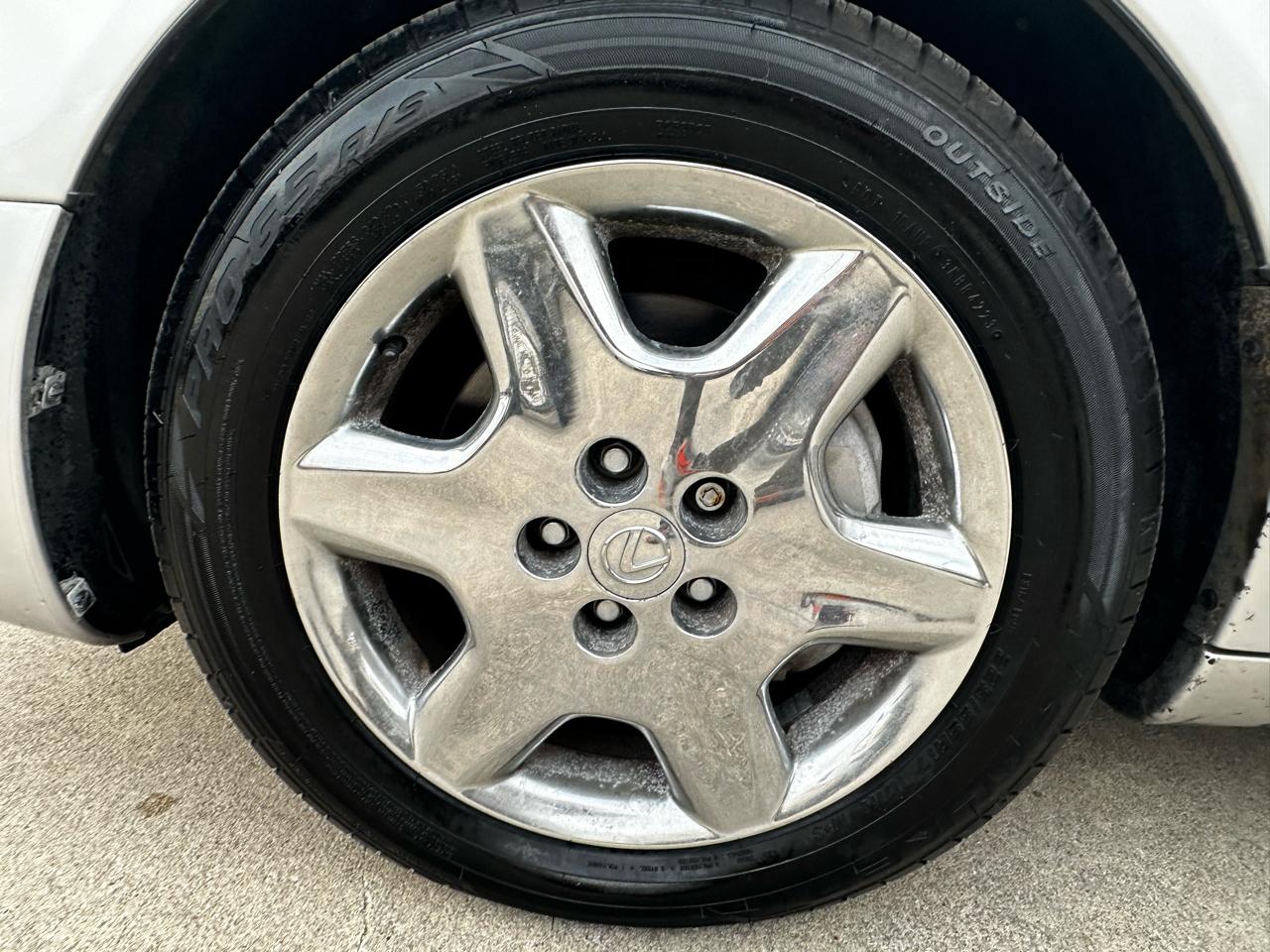 Lexus LS 430 Sedan 2004