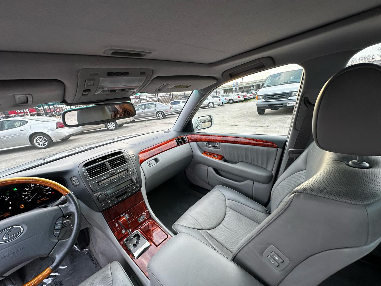 Lexus LS 430 Sedan 2004