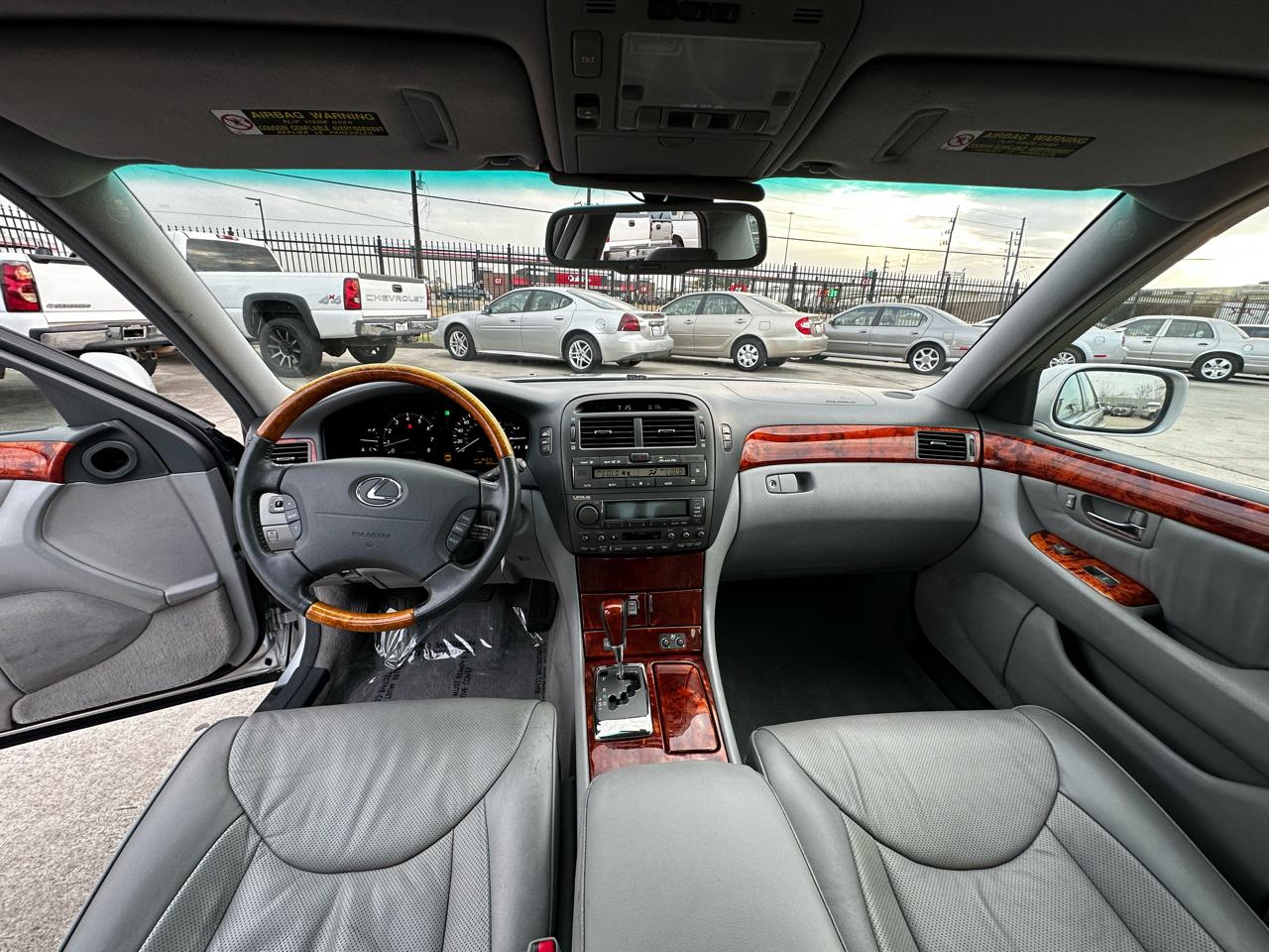 Lexus LS 430 Sedan 2004