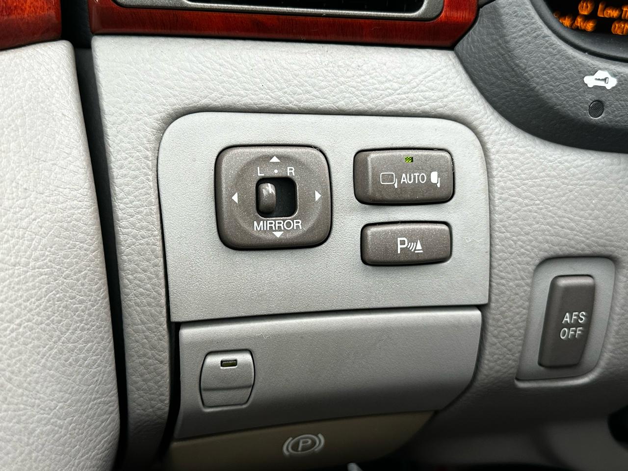 Lexus LS 430 Sedan 2004