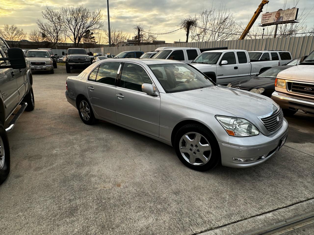 Lexus LS 430 Sedan 2004