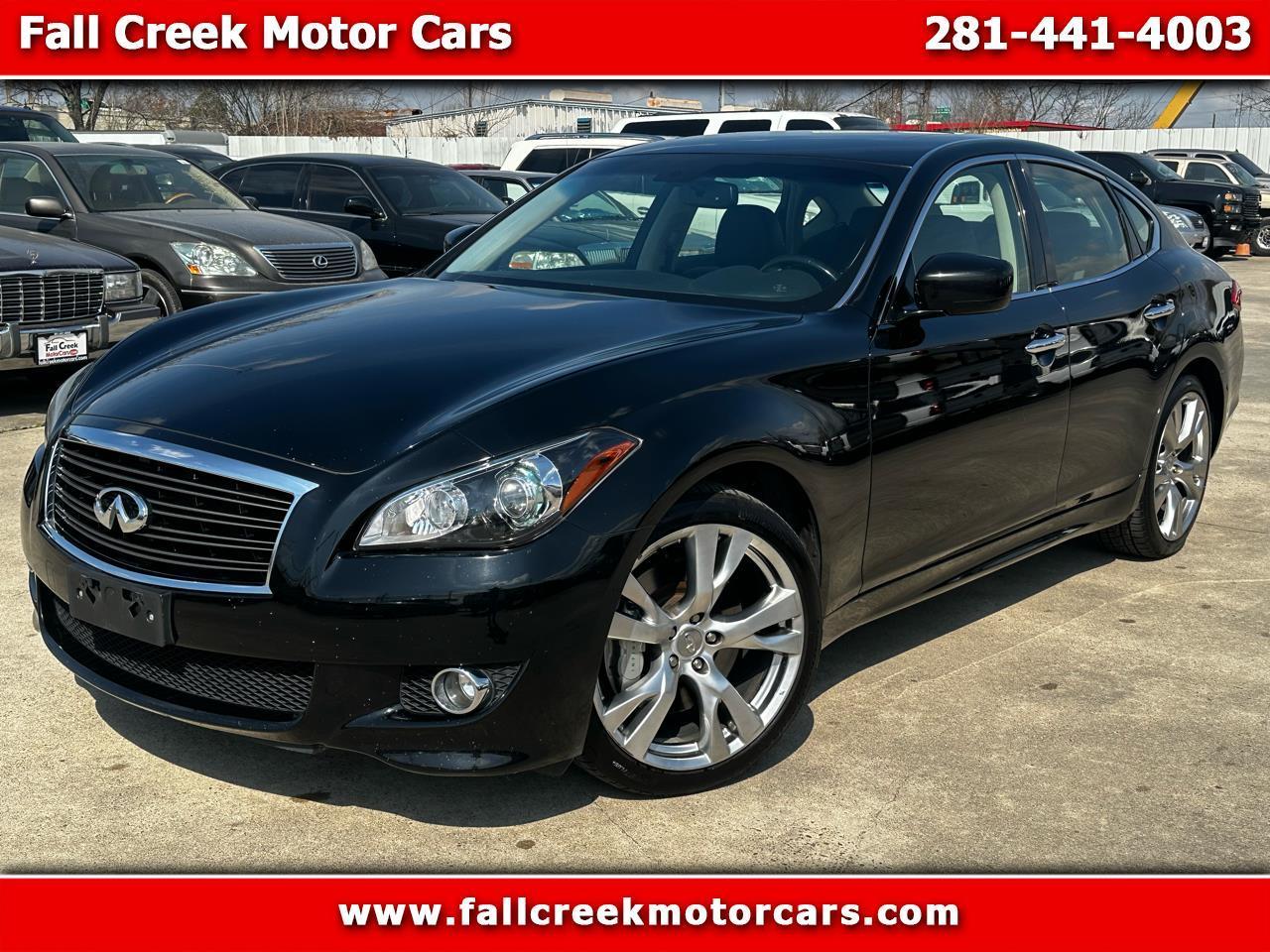 Infiniti M  2012