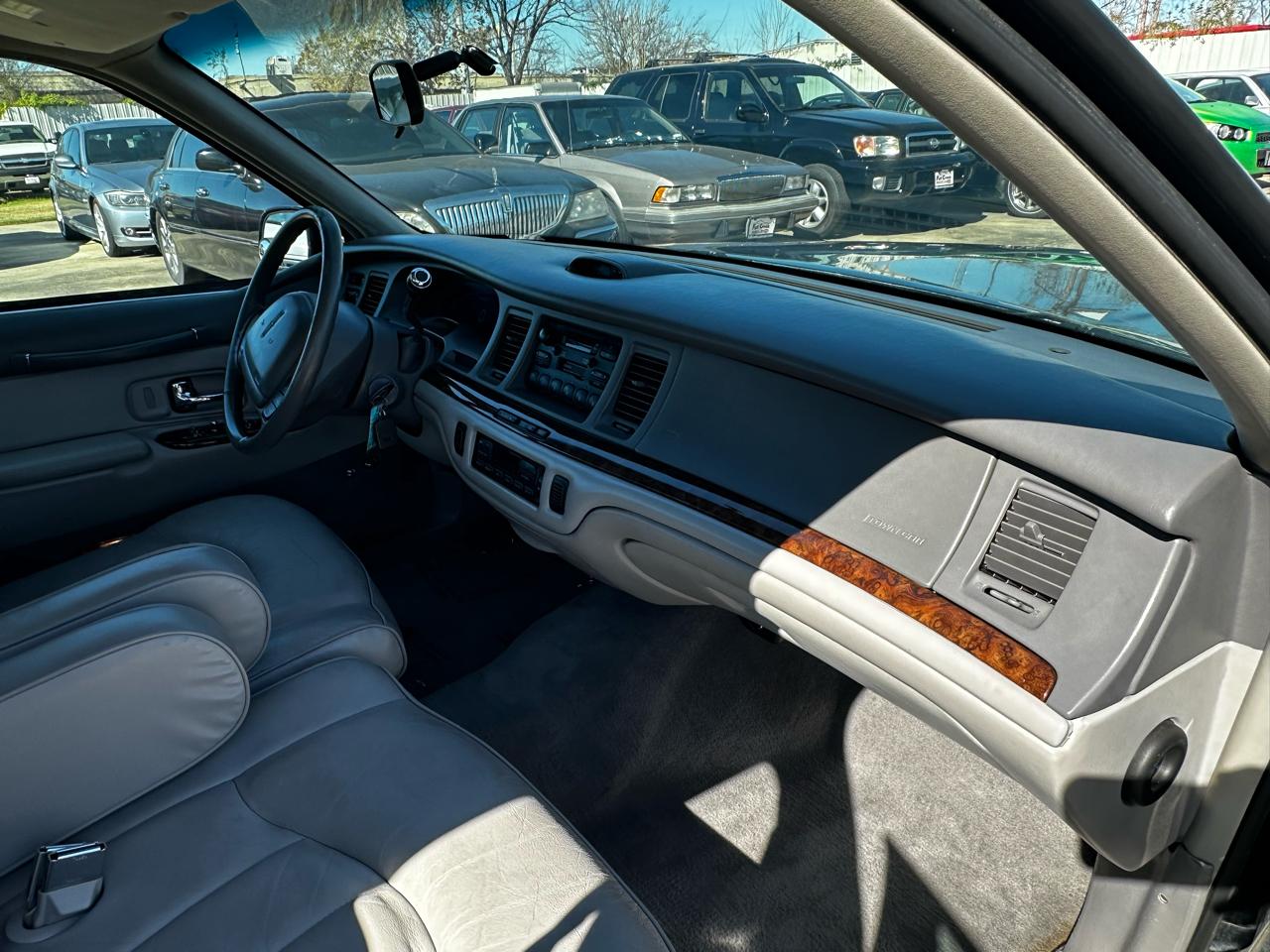 Lincoln Town Car Executive 1997