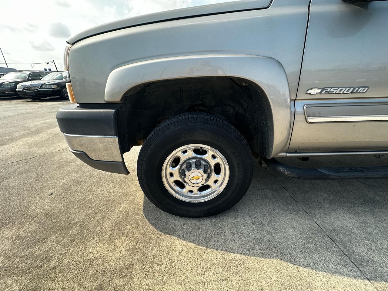 Chevrolet Silverado 2500HD LS Ext. Cab Short Bed 2WD 2003