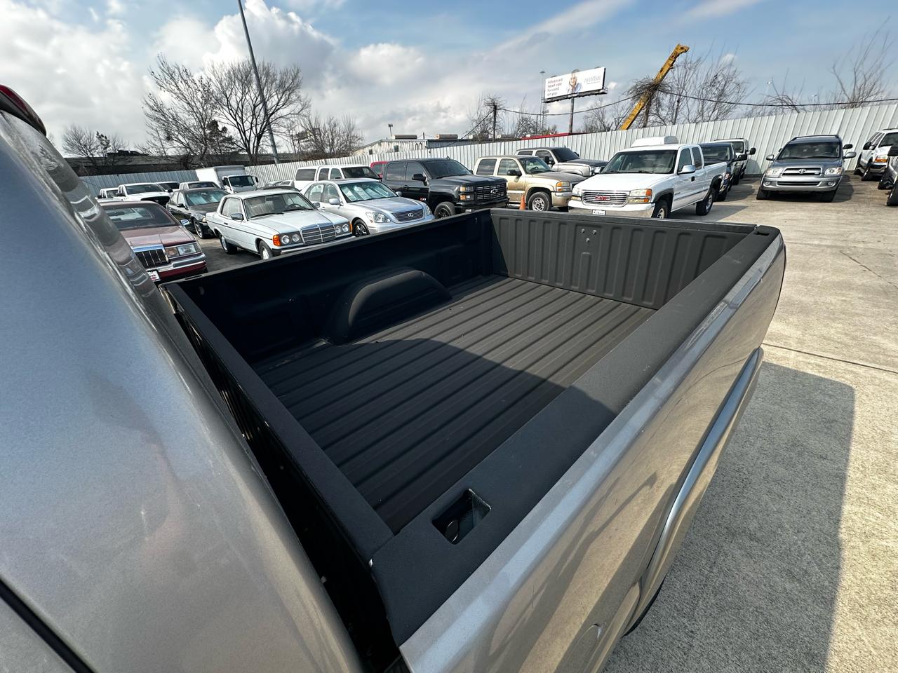 Chevrolet Silverado 2500HD LS Ext. Cab Short Bed 2WD 2003