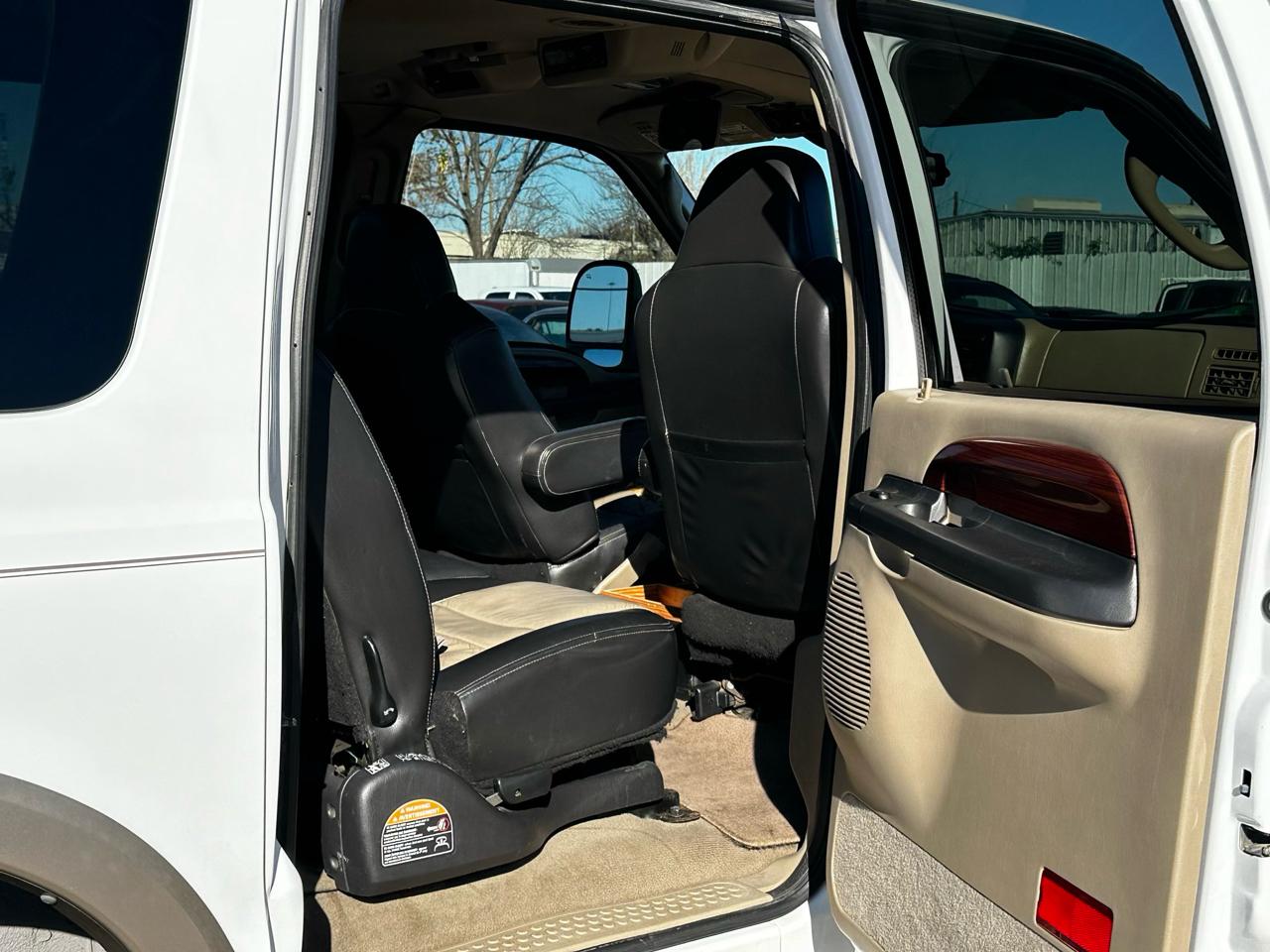 Ford Excursion Eddie Bauer 6.0L 4WD 2005