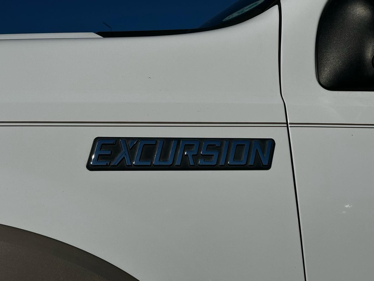 Ford Excursion Eddie Bauer 6.0L 4WD 2005