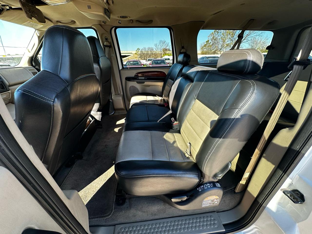 Ford Excursion Eddie Bauer 6.0L 4WD 2005