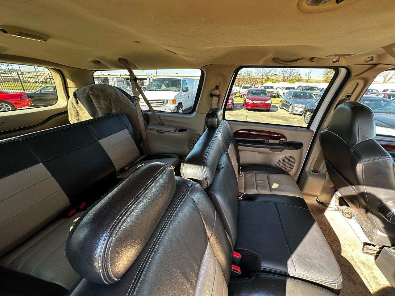 Ford Excursion Eddie Bauer 6.0L 4WD 2005