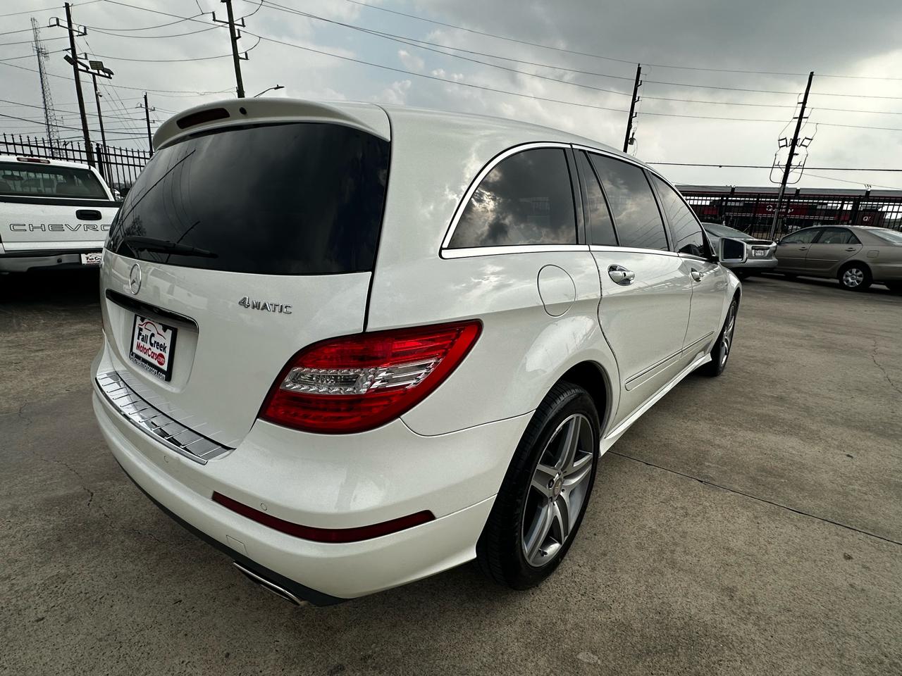Mercedes-Benz R-Class R350 4MATIC w/ 3rd Row 2012