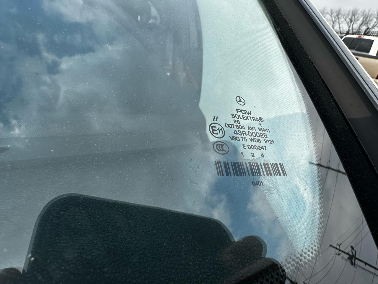 Mercedes-Benz R-Class R350 4MATIC w/ 3rd Row 2012