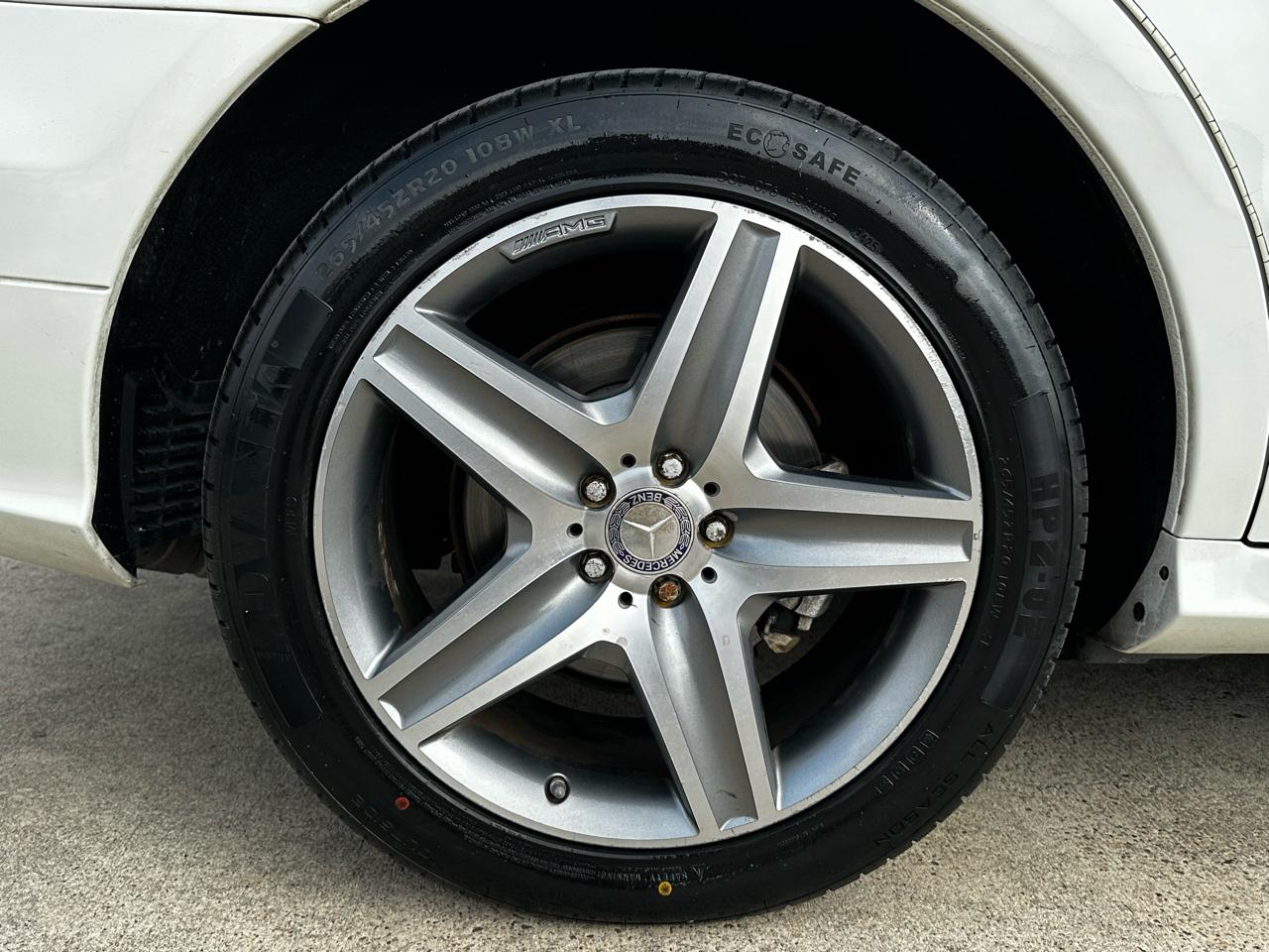 Mercedes-Benz R-Class R350 4MATIC w/ 3rd Row 2012