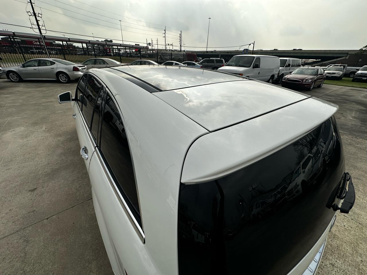 Mercedes-Benz R-Class R350 4MATIC w/ 3rd Row 2012