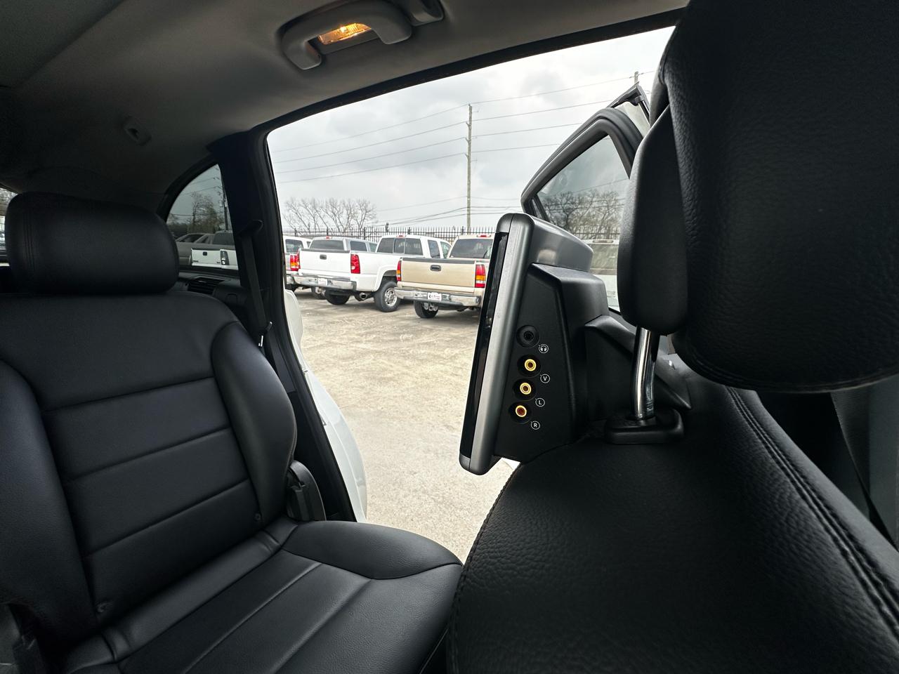 Mercedes-Benz R-Class R350 4MATIC w/ 3rd Row 2012