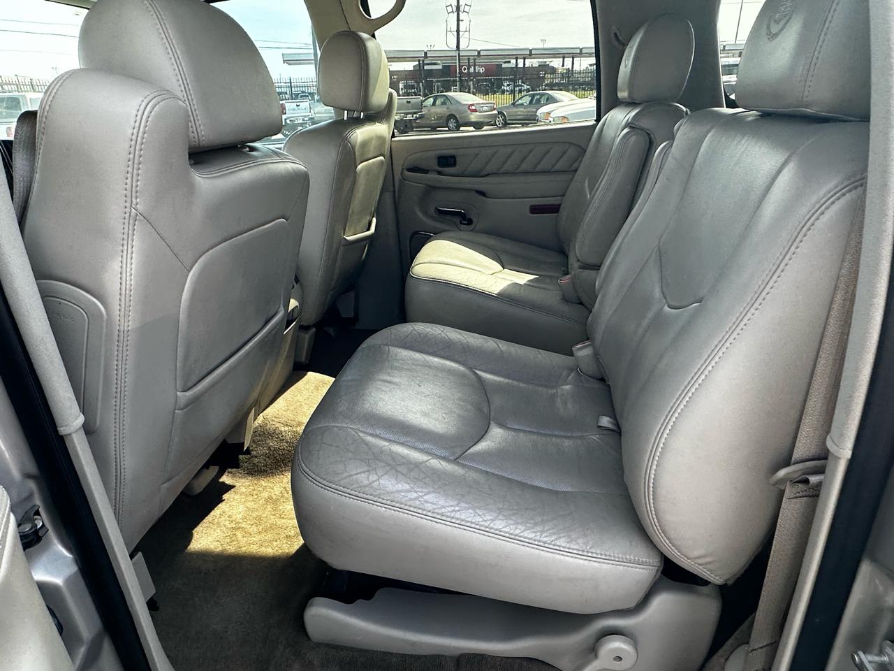 Cadillac Escalade ESV AWD Platinum 2005