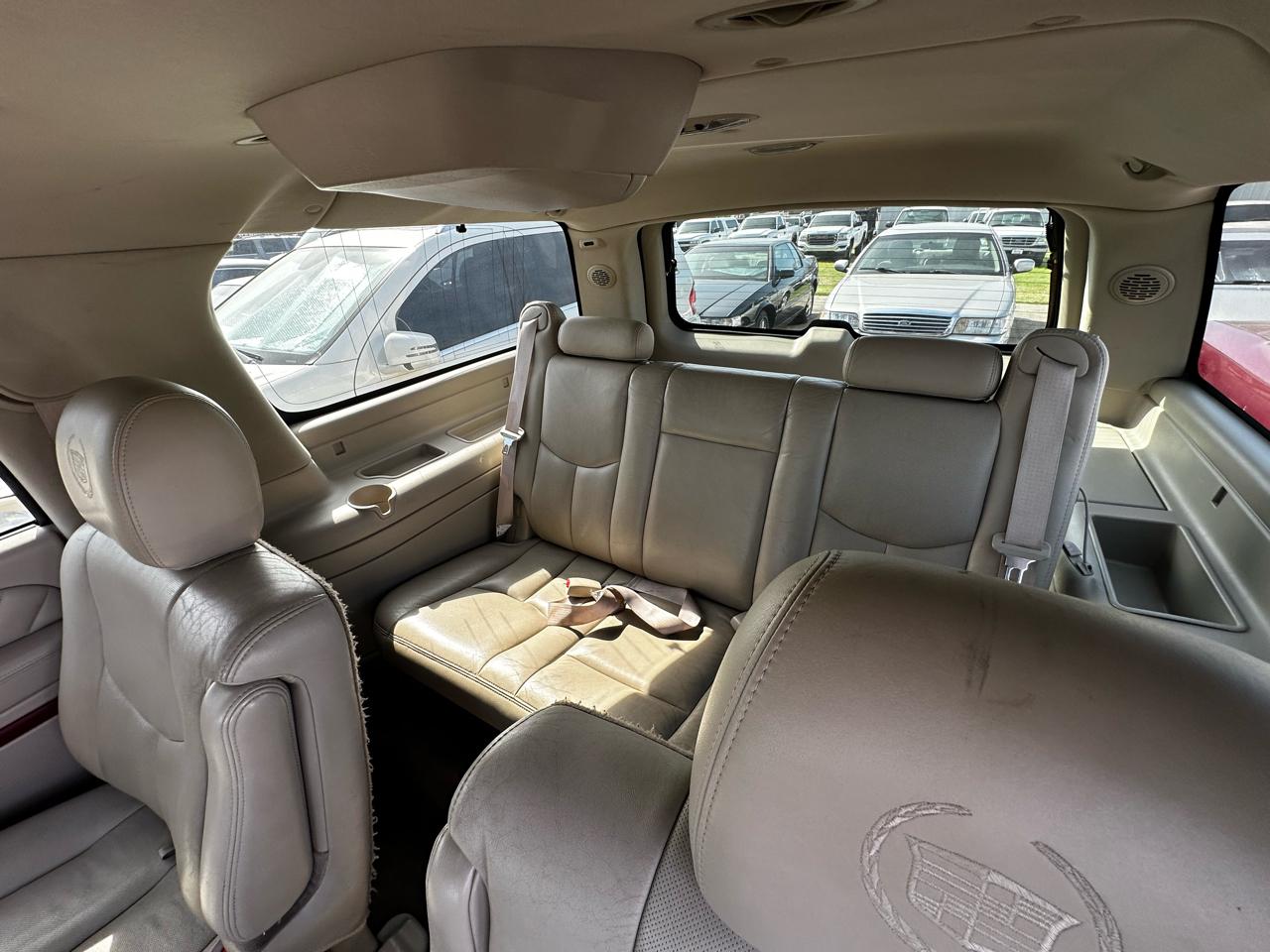 Cadillac Escalade ESV AWD Platinum 2005