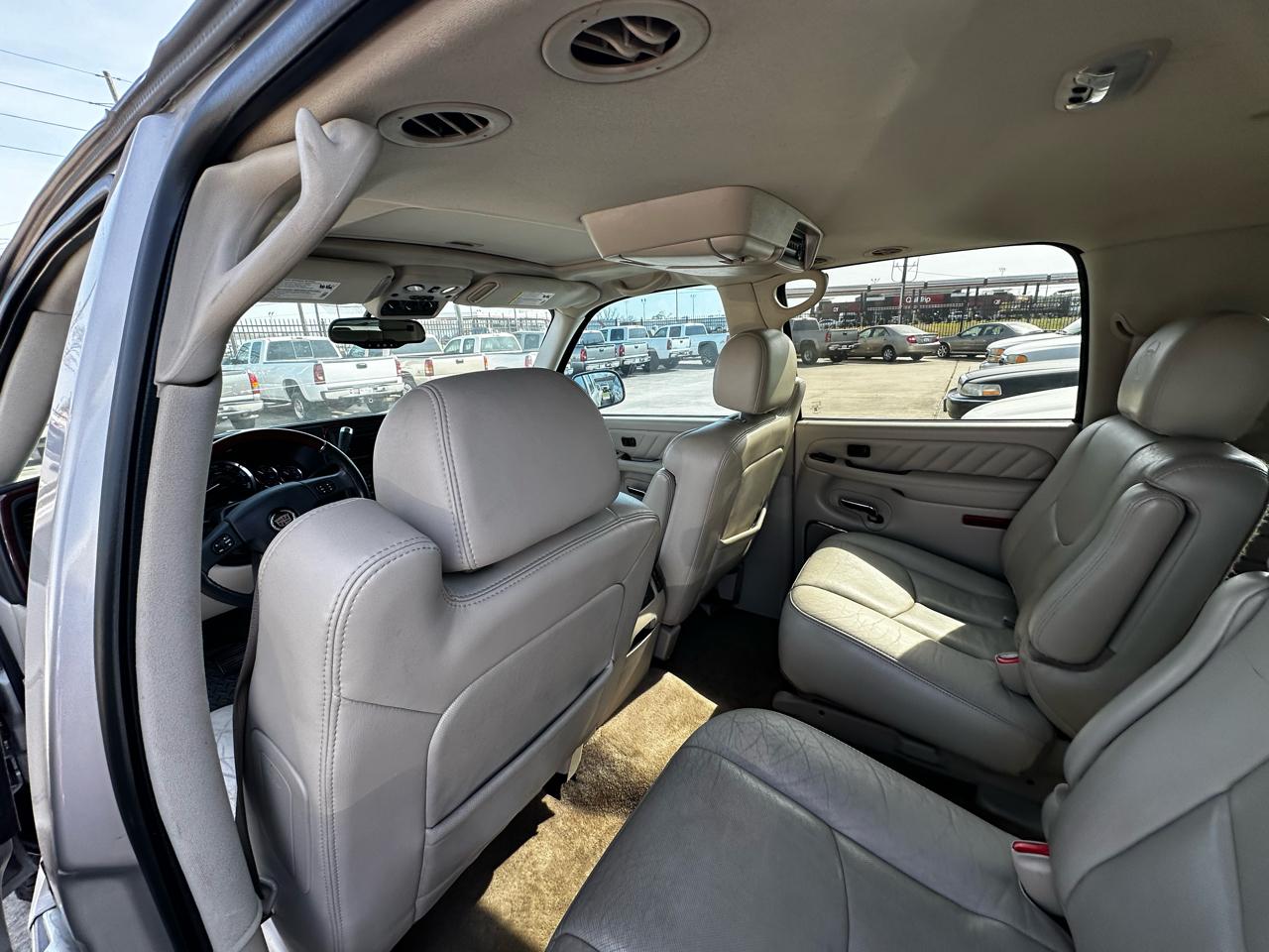 Cadillac Escalade ESV AWD Platinum 2005