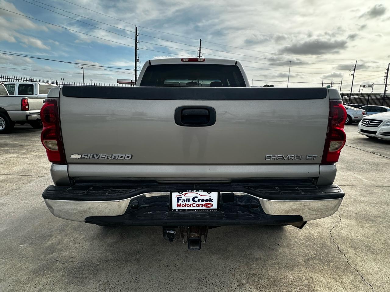 Chevrolet Silverado 2500HD LT Crew Cab Short Bed 4WD 2003