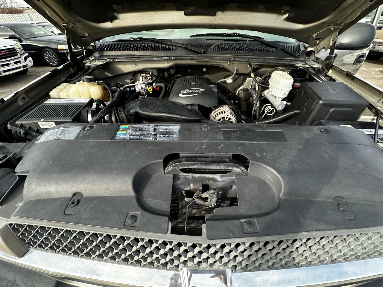 Chevrolet Silverado 2500HD LT Crew Cab Short Bed 4WD 2003