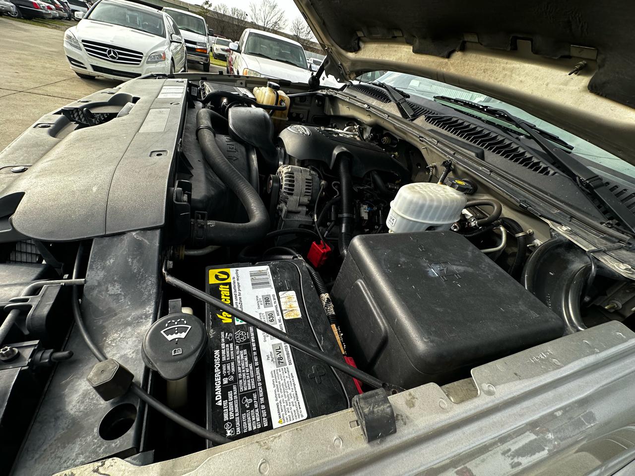 Chevrolet Silverado 2500HD LT Crew Cab Short Bed 4WD 2003