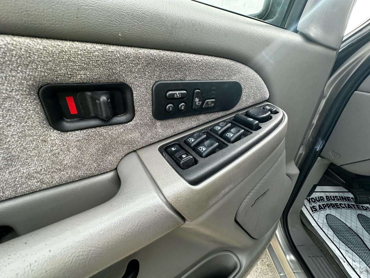 Chevrolet Silverado 2500HD LT Crew Cab Short Bed 4WD 2003