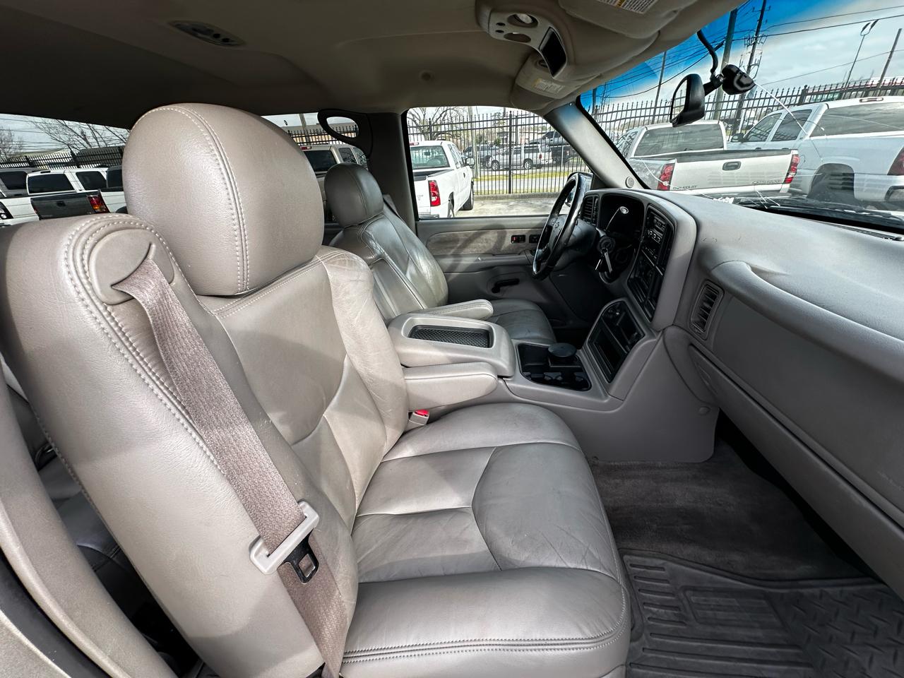 Chevrolet Silverado 2500HD LT Crew Cab Short Bed 4WD 2003