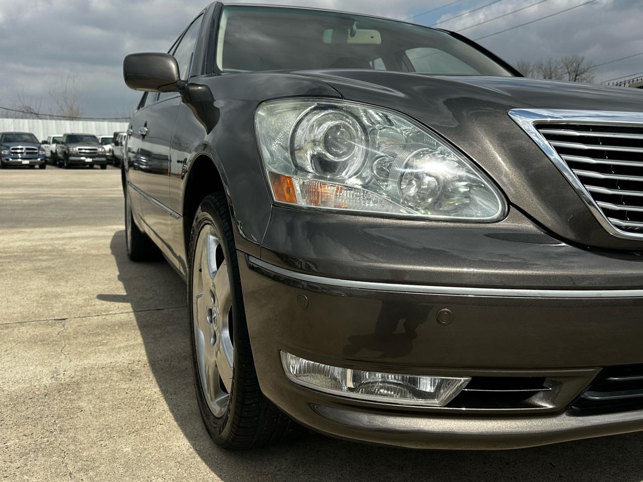 Lexus LS 430  2005