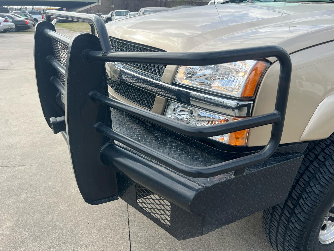 Chevrolet Silverado 2500HD LT Crew Cab Long Bed 4WD 2004