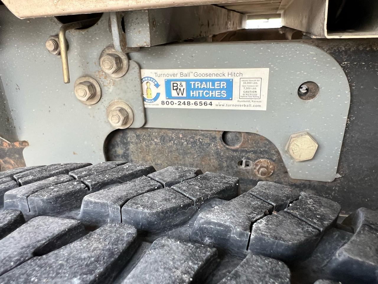 Chevrolet Silverado 2500HD LT Crew Cab Long Bed 4WD 2004