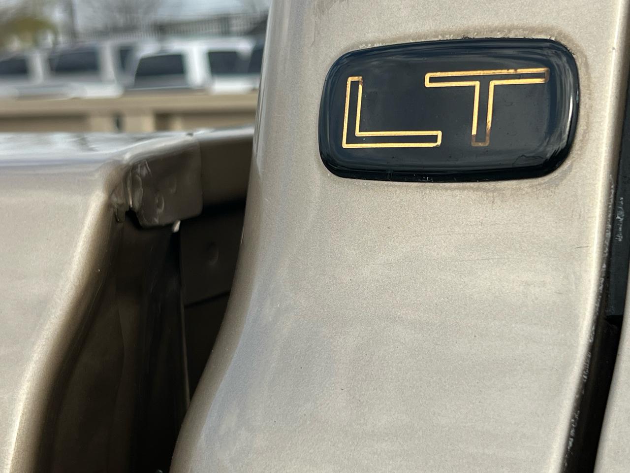 Chevrolet Silverado 2500HD LT Crew Cab Long Bed 4WD 2004