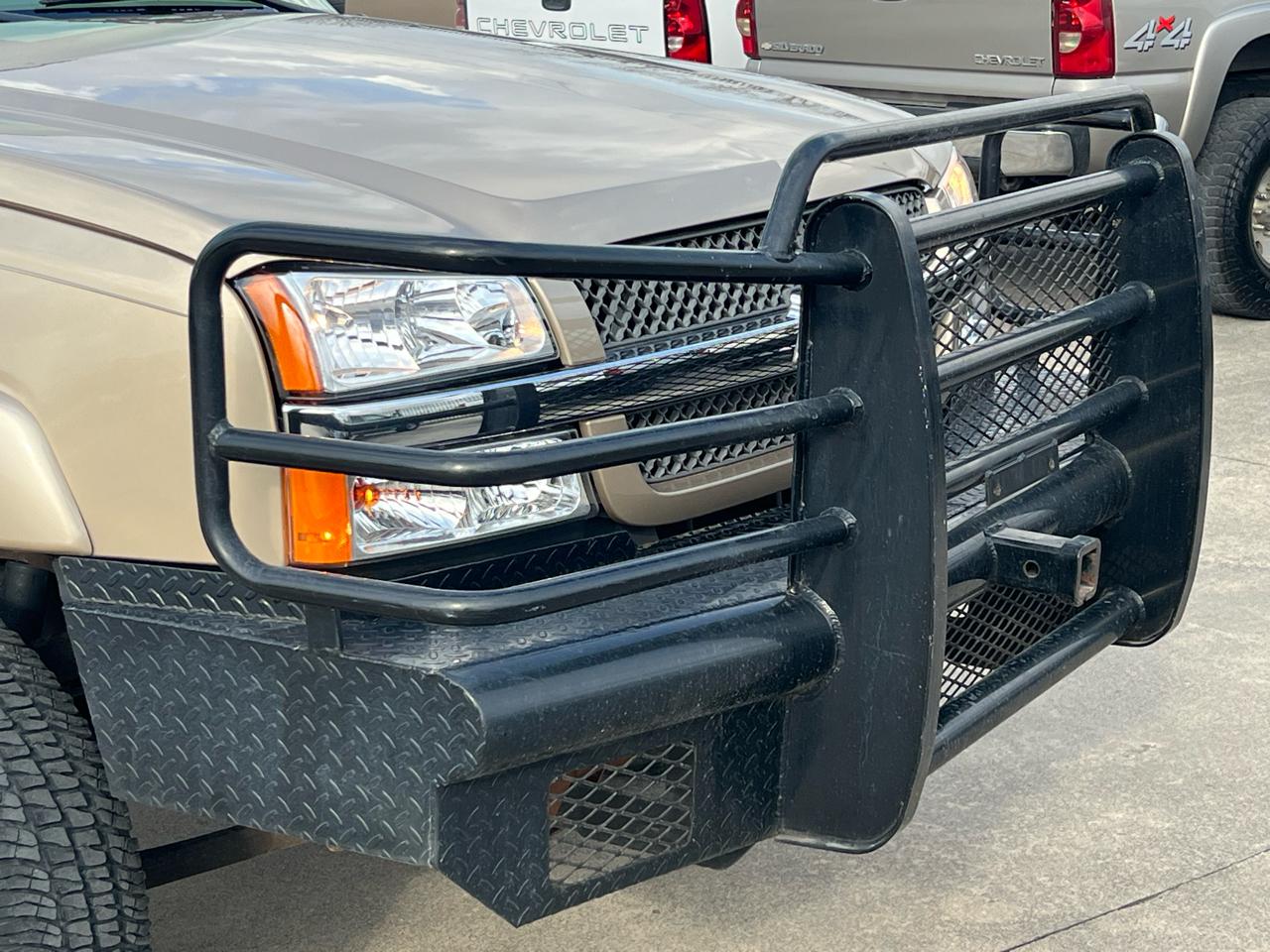 Chevrolet Silverado 2500HD LT Crew Cab Long Bed 4WD 2004