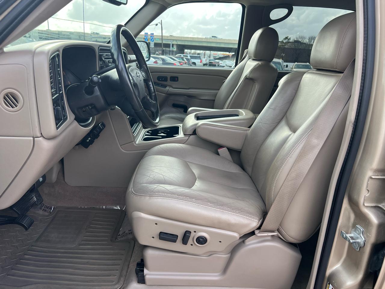 Chevrolet Silverado 2500HD LT Crew Cab Long Bed 4WD 2004