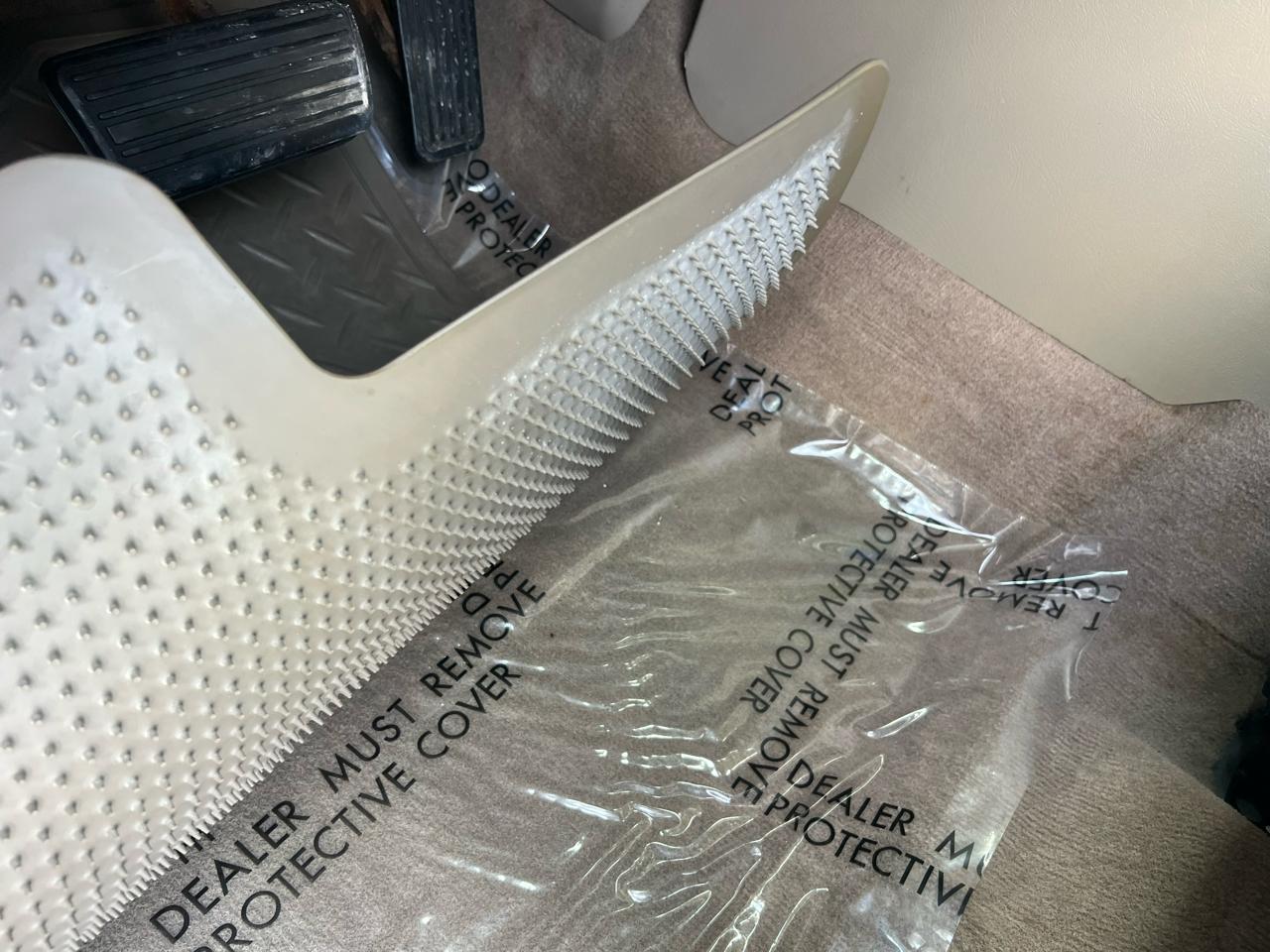 Chevrolet Silverado 2500HD LT Crew Cab Long Bed 4WD 2004