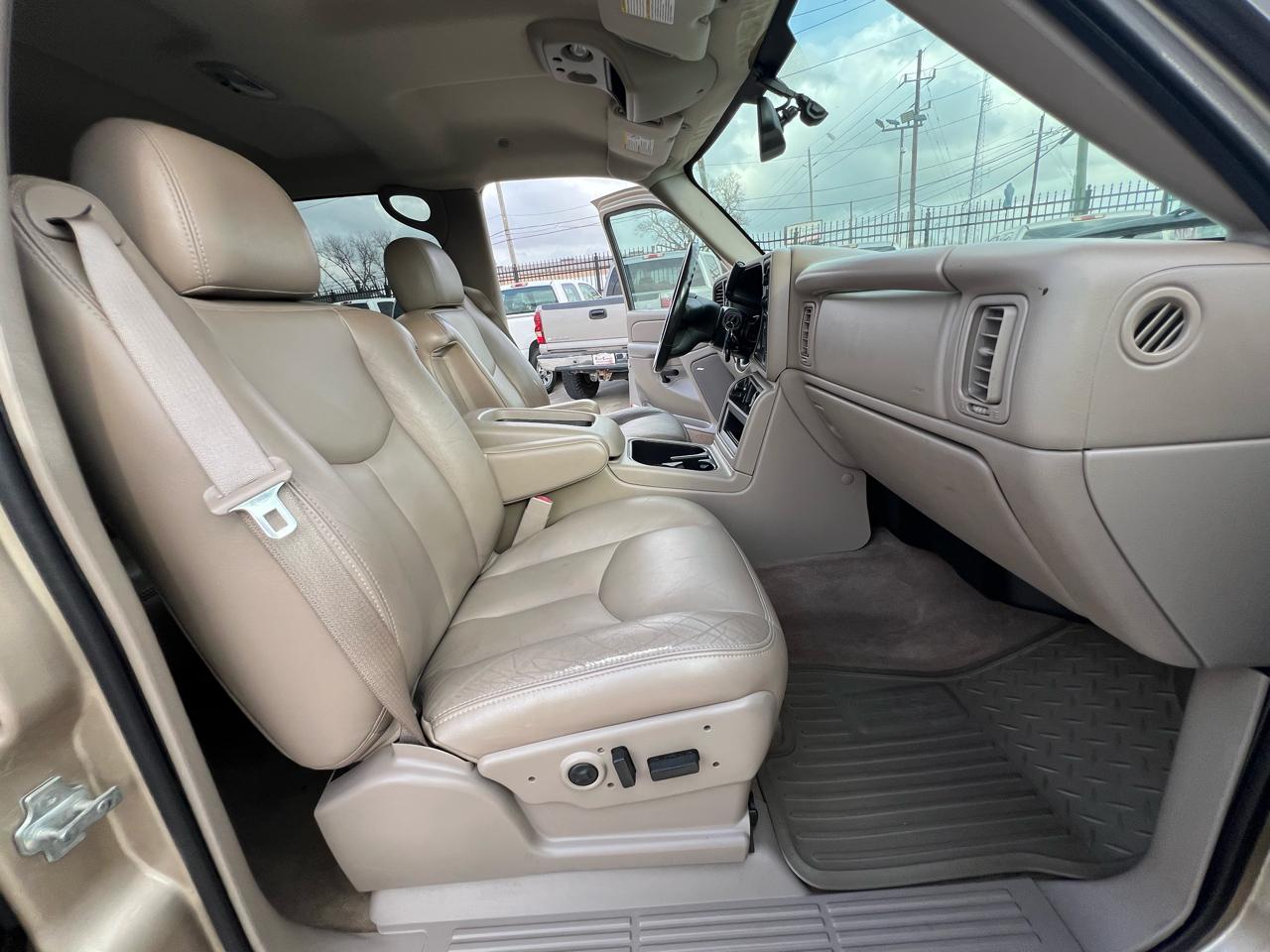 Chevrolet Silverado 2500HD LT Crew Cab Long Bed 4WD 2004