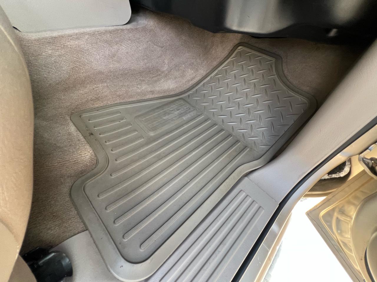 Chevrolet Silverado 2500HD LT Crew Cab Long Bed 4WD 2004