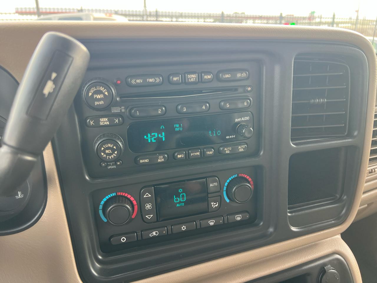 Chevrolet Silverado 2500HD LT Crew Cab Long Bed 4WD 2004