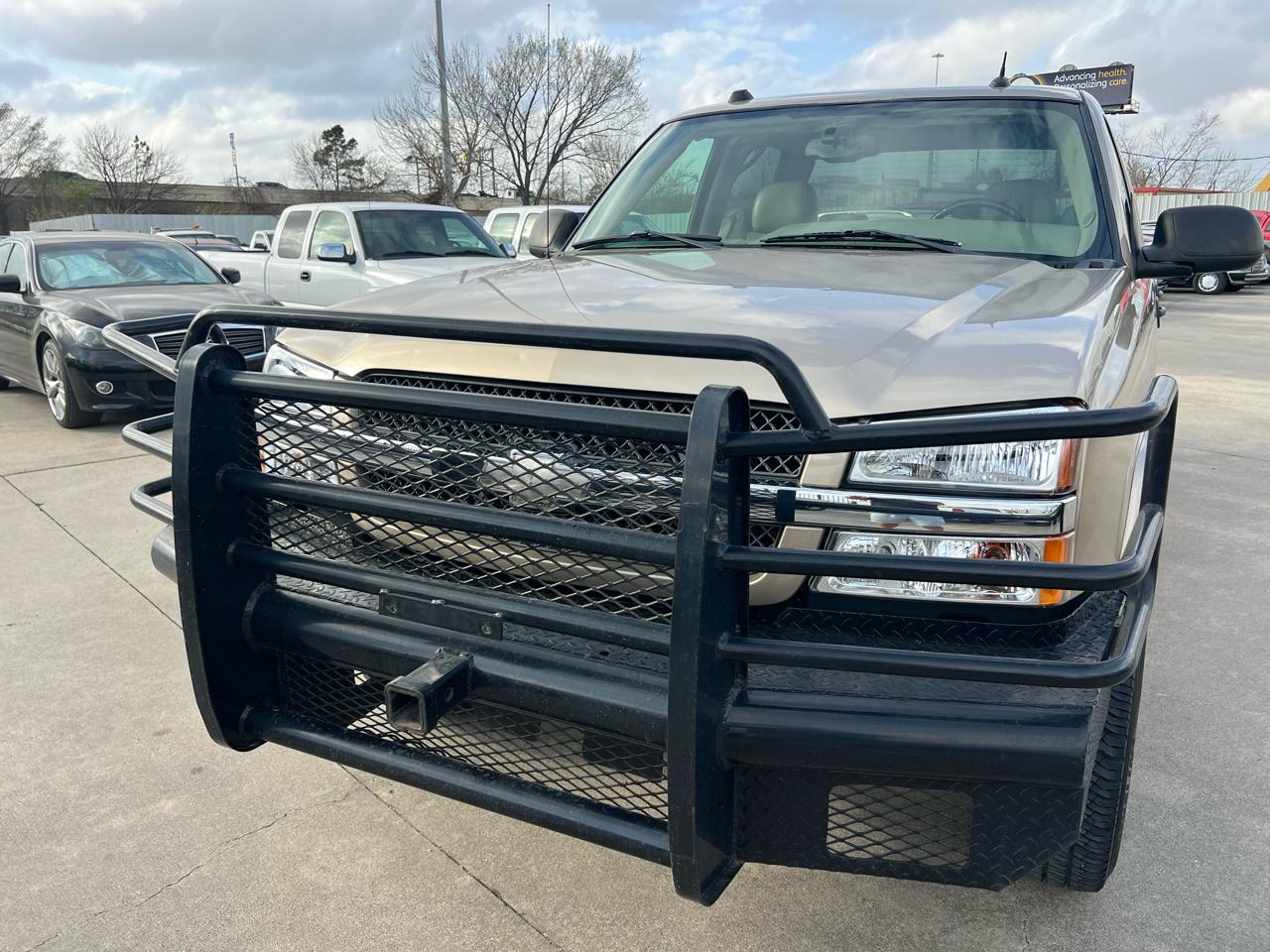 Chevrolet Silverado 2500HD LT Crew Cab Long Bed 4WD 2004
