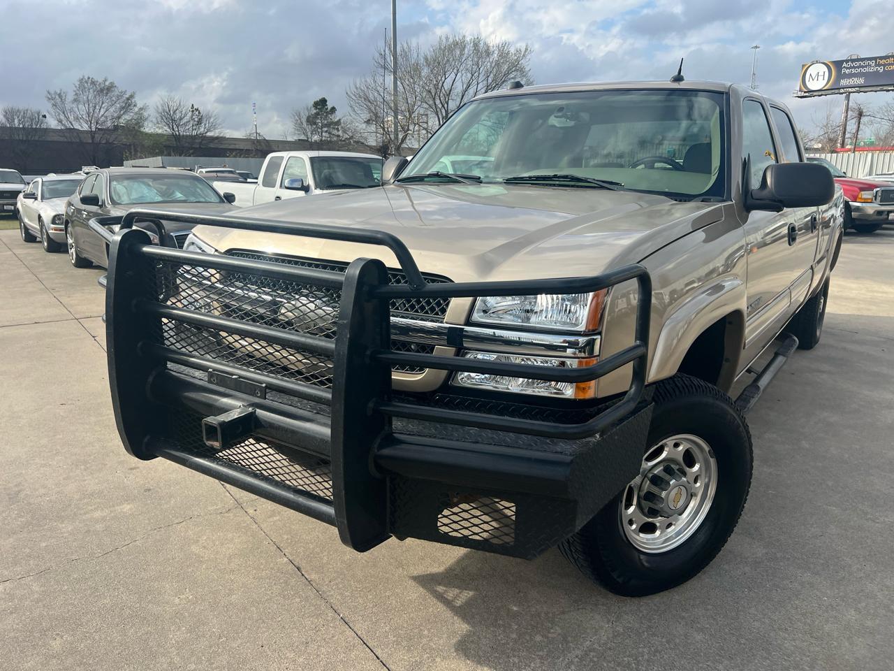 Chevrolet Silverado 2500HD LT Crew Cab Long Bed 4WD 2004