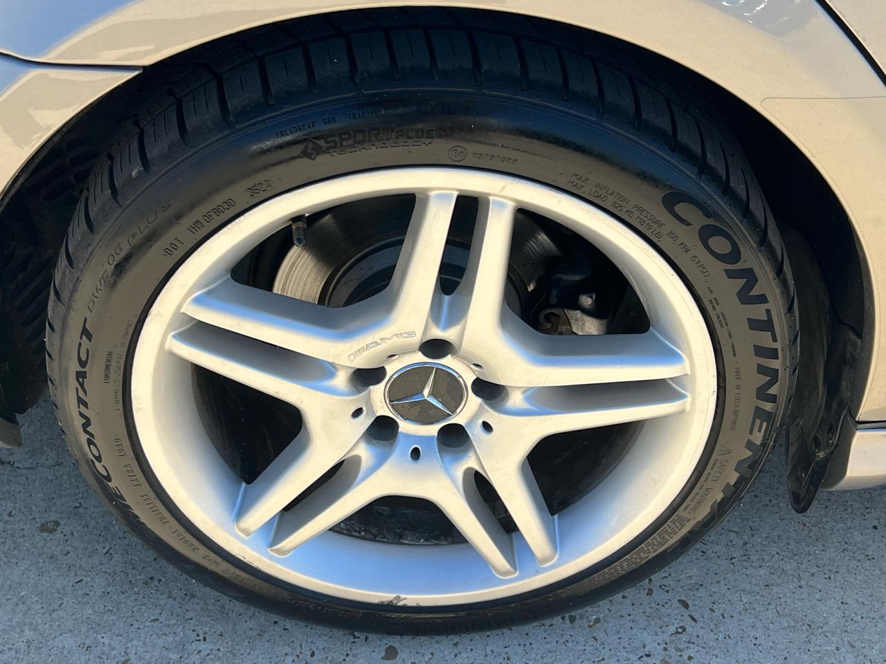 Mercedes-Benz CLS-Class CLS500 4-Door Coupe 2006